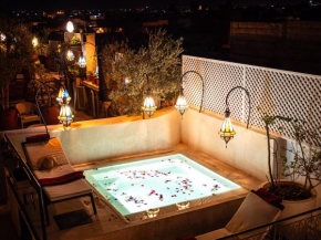 Riad Jebly - Exclusive - Panoramic View , Pool & Breakfast
